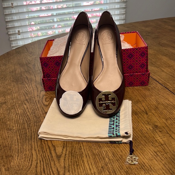Tory Burch Reva Ballet flats NIB - Picture 2 of 7